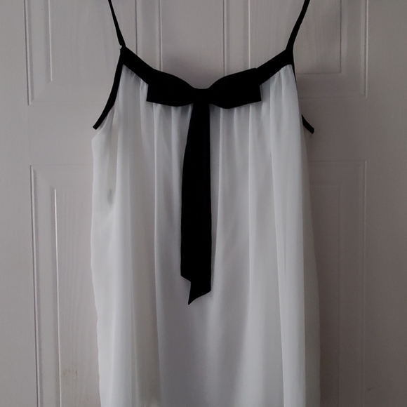 Bianca Nygard spaghetti strap top NWT - Picture 2 of 6